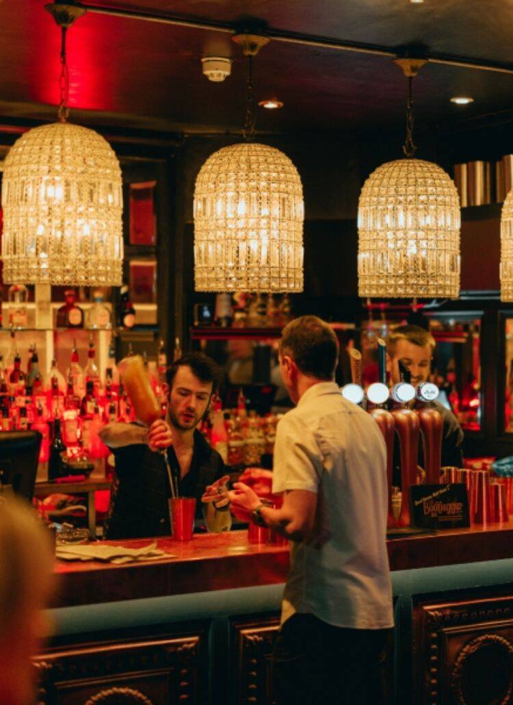 https://d337pdvlg6sju5.cloudfront.net/media/images/bootleggers_bar_covent_garden_mobile_banner.jpg