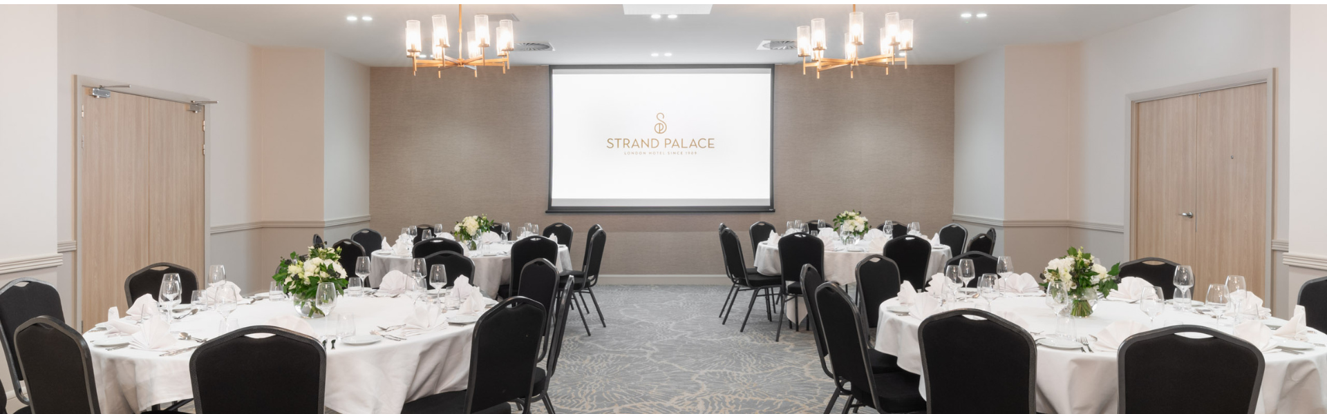 //d337pdvlg6sju5.cloudfront.net/media/meetings-events/strand_palace_meetings_and_events_covent_garden_two_banqueting_page_banner.png